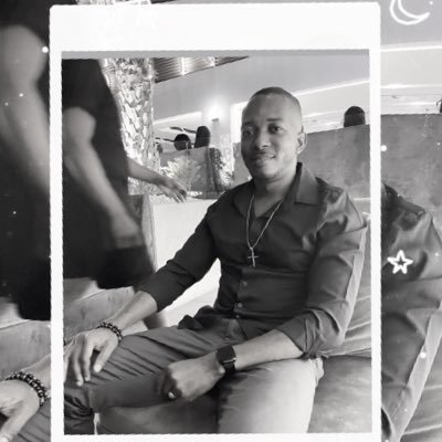 yonelm30's profile picture. La beauté est vérité, la vérité est beauté.