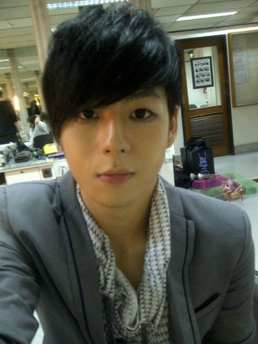always support @alextan_fame and @FAMEidol 
admin: @maureen_agatha: 089698546388 FOLLOWED  @alextan_fame (020412)