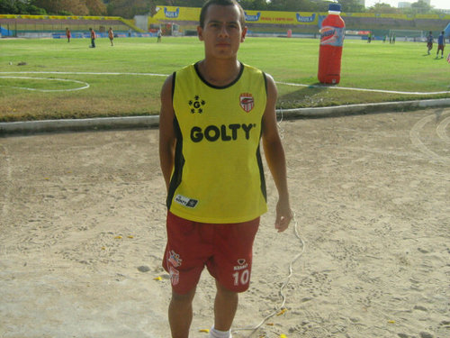 oskr20fer's profile picture. Jugador Profesional.        Actualmente jugador de Expreso Rojo