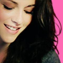 prettymagicx's profile picture. hello there ⊹₊⟡⋆                                                                                                              
| fan account |