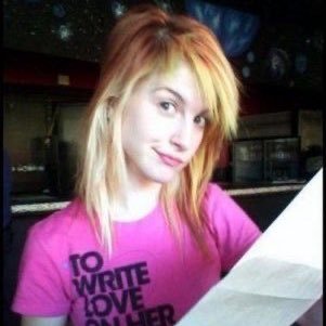 hayleypollon's profile picture. 