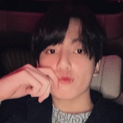 lipringkoo's profile picture. fan account (not affiliated with any celebrity ♡︎ | ㅤㅤㅤㅤ𝙗𝙖𝙣𝙜𝙩𝙖𝙣⁷ main bestie @eternalgwsgb ☙ army since 2018