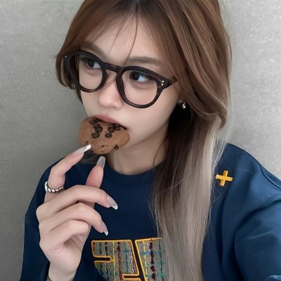 biscoffiy's profile picture. 𐂯, 🛺⭐  ハッピーゴー！ʼ  # LUCkY! ★ ʻhappie─pop! :9 𓂋 ʻbutter＿cüp little market!  ⓘ 🍅☎  ... チェリーパイ! ˃o˂❤︎ teeny kiddo approved! ◞ 🎰💬༝ ꒱ა