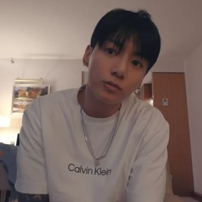 mernubes's profile picture. love is just for the freaks