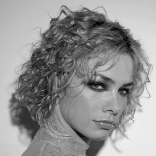 ingienator's profile picture. a dreamer and a pluviophile with a sparkle. A photographer. Creating emotions to remain in your heart.©