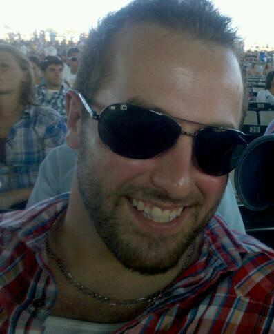 Husband, Father, Uncle, & Son. I work hard for a company I love to provide for the people I love. Chicago Sports fan and lover of music.