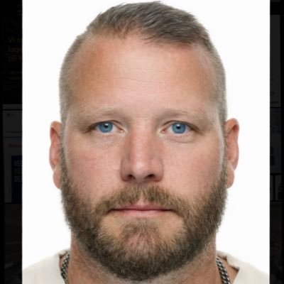 ungeherrn's profile picture. jag är rätt snäll, egentligen.