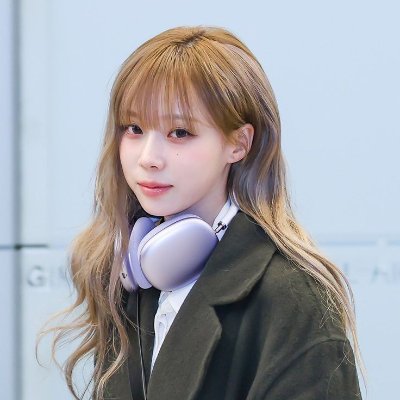 KamiOshismile's profile picture. 