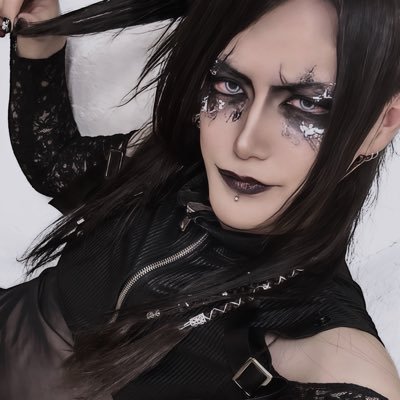 gttrkou's profile picture. DAMNEDのguitar & composer from 東京 jpn ・motorcycle, anime, evangelion ・185cm, ISTP。