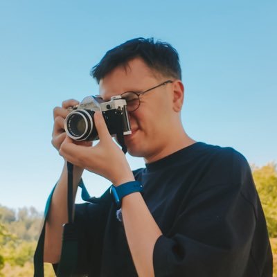 BryanGalvezS's profile picture. Periodista en @Cooperativa y hago videos en @YouTube 👇🏻