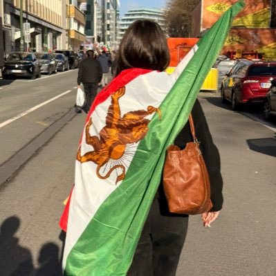 shikrxo's profile picture. جانم فدای ایران