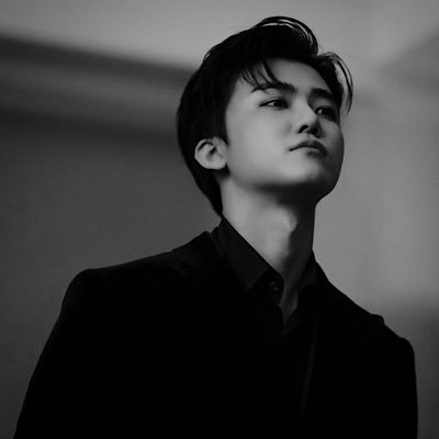 lazylaxz's profile picture. 23:04