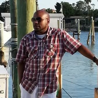 Executive Assistant for @CelebChefStew | @TransitionKitc
IG:@GeorgeBostick | @Chef_Stew | @TransitionKitchenFoundation