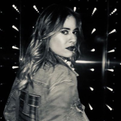 jlo_mlsb's profile picture. fan club oficial de actrices colombianas | malú en vena 💙