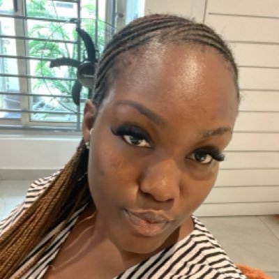 Chee_naa's profile picture. Love ♥     👻: chee_naaa