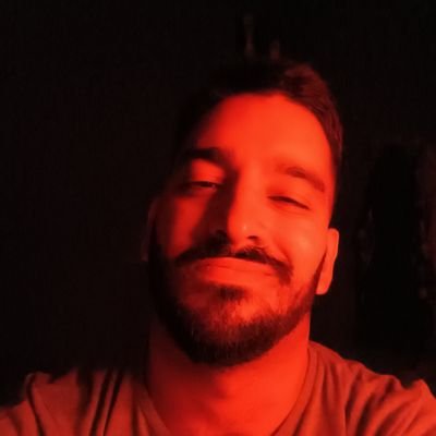 madaco97's profile picture. • Fotógrafo y Diseñador de Interiores • 28 putos años • 🏳️‍🌈