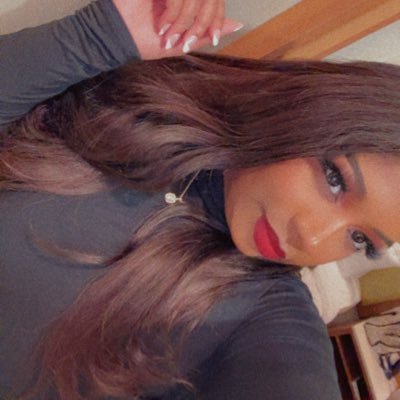 chellseeychelss's profile picture. 🎀 Psalm 46:5 — God is within her, she will not fall 🎀