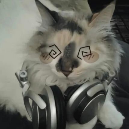 V1ta_Br3vis's profile picture. Me encuentro aquí para establecer un debate con quien se pueda, de vez en cuando soy bromista y medio esquizo. Estoy abierto a recomendaciones de lectura📖