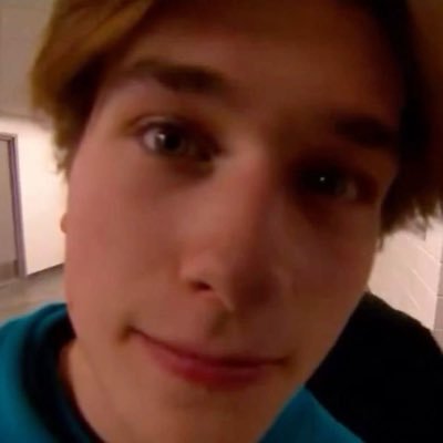 zuzia 🍉⭐️🦈