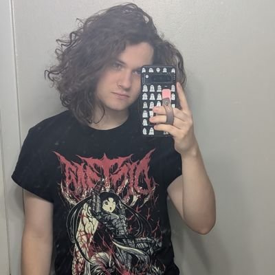 xtombstone_'s profile picture. hope you are doing well / 24 / taking life a day at a time 🚑