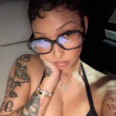 dimedayna's profile picture. ᡕᠵデᡁ᠊╾━ —̳͟͞͞♡⟢