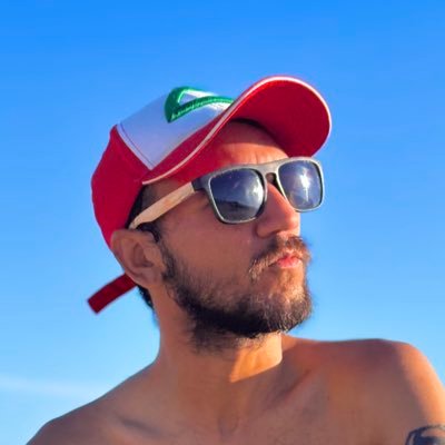 Curtarelly's profile picture. Sou filho da terra e do estrelado céu, tenho sede, por favor, me dê algo para beber da fonte da memória.