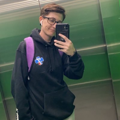 lmNotMoni's profile picture. @team7tv 🍀