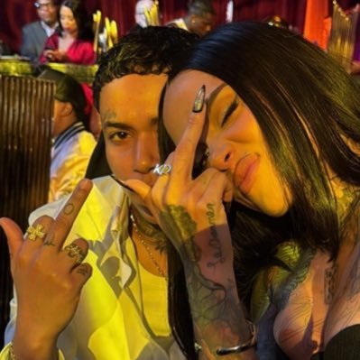 httpsdandinha's profile picture. ✨