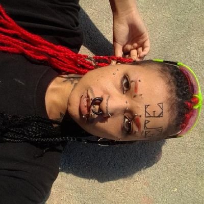 bonequinho_do_capeta