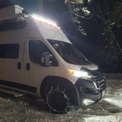 FilsonAndrew's profile picture. #beekeeper / #twitterwallflower  - #SaveTheBees! 

Down by the river.