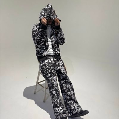 dlojefe's profile picture. instagram- @DLOJEFE