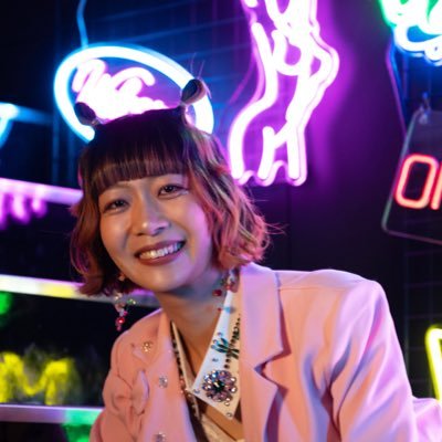 raion_gaoooo's profile picture. 前髪ぱっつんと #ほっぺのほくろ が目印◎ 鍵盤弾き。TëKMO+（@tekmoplus）。絵描くの好きです。食品サンプル好きです。ビール好きです。深夜ラジオ好きです。鳩を観察するの好きです。宮崎県産。🌞🍉🍺🐦🍣📻🦐 ⸌◦̈⃝⸍ TëKMO+ ﾜﾝﾏﾝﾁｹｯﾄは下のﾘﾝｸから購入でき〼！