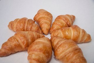 PBBakeoff's profile picture. liefde voor de bakkerij en alles wat daar mee te maken heeft. Trots op onze kinderen en apen trots op onze kleindochter.