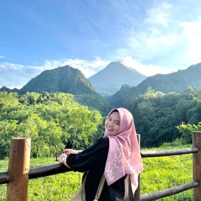 🎓 Bachelor of Economics