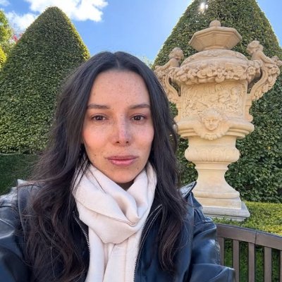 AGomezR_'s profile image