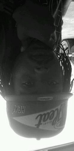 money on mii mind......smoke lika hoe!!!!!