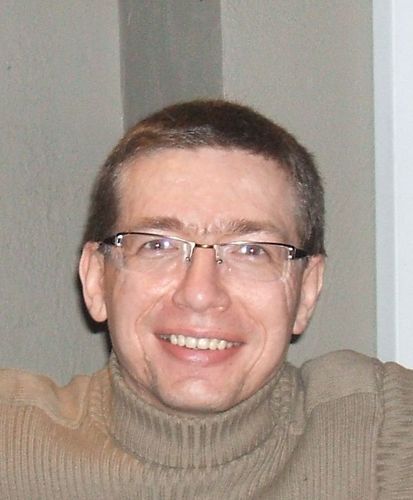 TomGnus's profile picture. I'm a painter living in London.