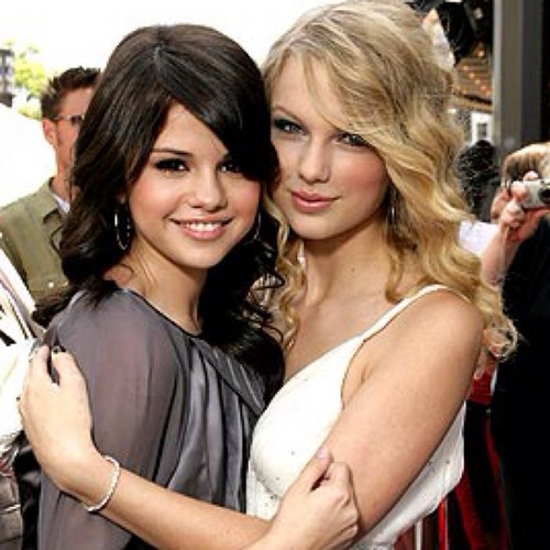 iGomezSwiftArmy's profile picture. Selena Gomez and Taylor Swift mean the world to me and they are my inspirations #Selenator #Swifty #Belieber #Lovatic #ACon #Mahomie #Smiler AlexC is my babe ;)