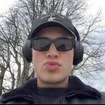 mish 🏒⋆⭒˚.⋆