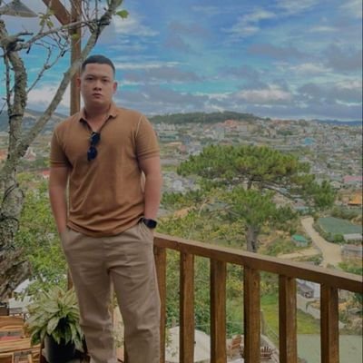 ThomasHowa11388's profile picture. 