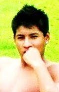 Não ligo que me olhem da cabeça aos pés..porque nunca chegarão aos meus pés.