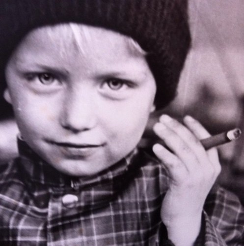 BjornBranfelt's profile picture. Frilansskribent. Konstnär. Musiker.  Medlem i Pizzoar. Cyklist.