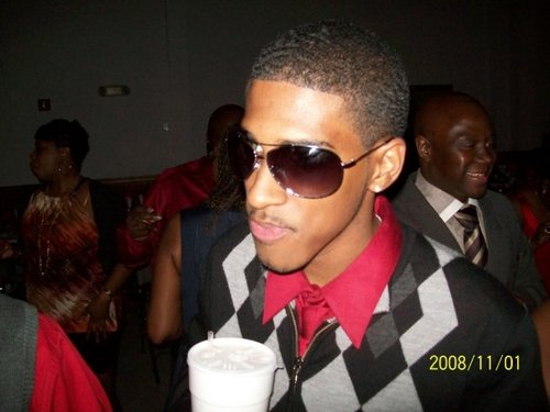 young fly guy tryin find my place in this world. my son is my motivation #gramfam since 1987.
