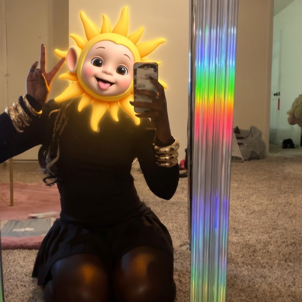 jolieenrouge's profile picture. That Gurl , ASexual