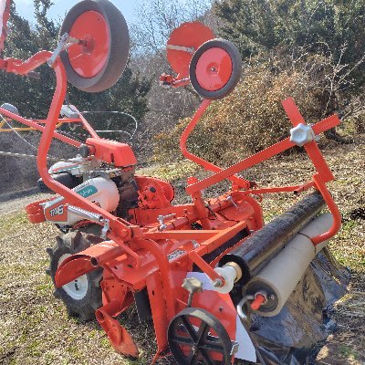 裸一貫で、有機農業に挑戦。
亜咲花
カフェ・シリウス・ステゴ
ISFP-T
💉非接種
432Hz
数秘33
シャボン玉石鹸愛用

〇好きなこと
→農業、EDM、アウトドア、オーガニック、ギター、森林浴、旅行、ソルフェジオ周波数、読書、音楽鑑賞、自然療法