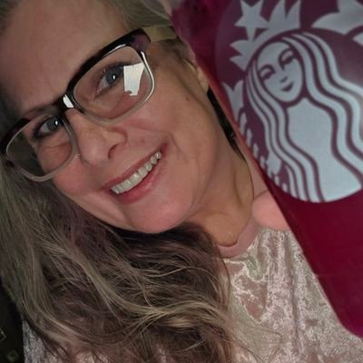 ShanaCo60340098's profile picture. https://t.co/hSSqjanKOC