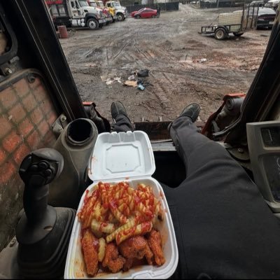 GoCrazyTwiin's profile image