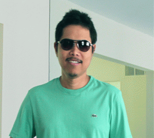 nyl777's profile picture. ...English is my 3rd language... #OnePride #GoLions 🤟🏼🦁