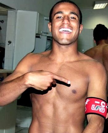 FÃCLUBE Lucas Moura, criado em 17/08/2011 para o craque @LucasnaRede_ do S.P.F.C, e da Seleção Brasileira....Esse é o antigo FC @Fc_LucaSempre que foi suspenso!