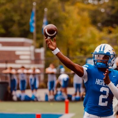 BryceArmstrong2's profile picture. Highlands (KY) Class of 29 | 14 years old | 6’1 195 lbs. | 🏈QB (QB coach: @qbcoachaiken) | Head FB Coach Bob Sphire (404) 514-6123 🏀 Combo Guard